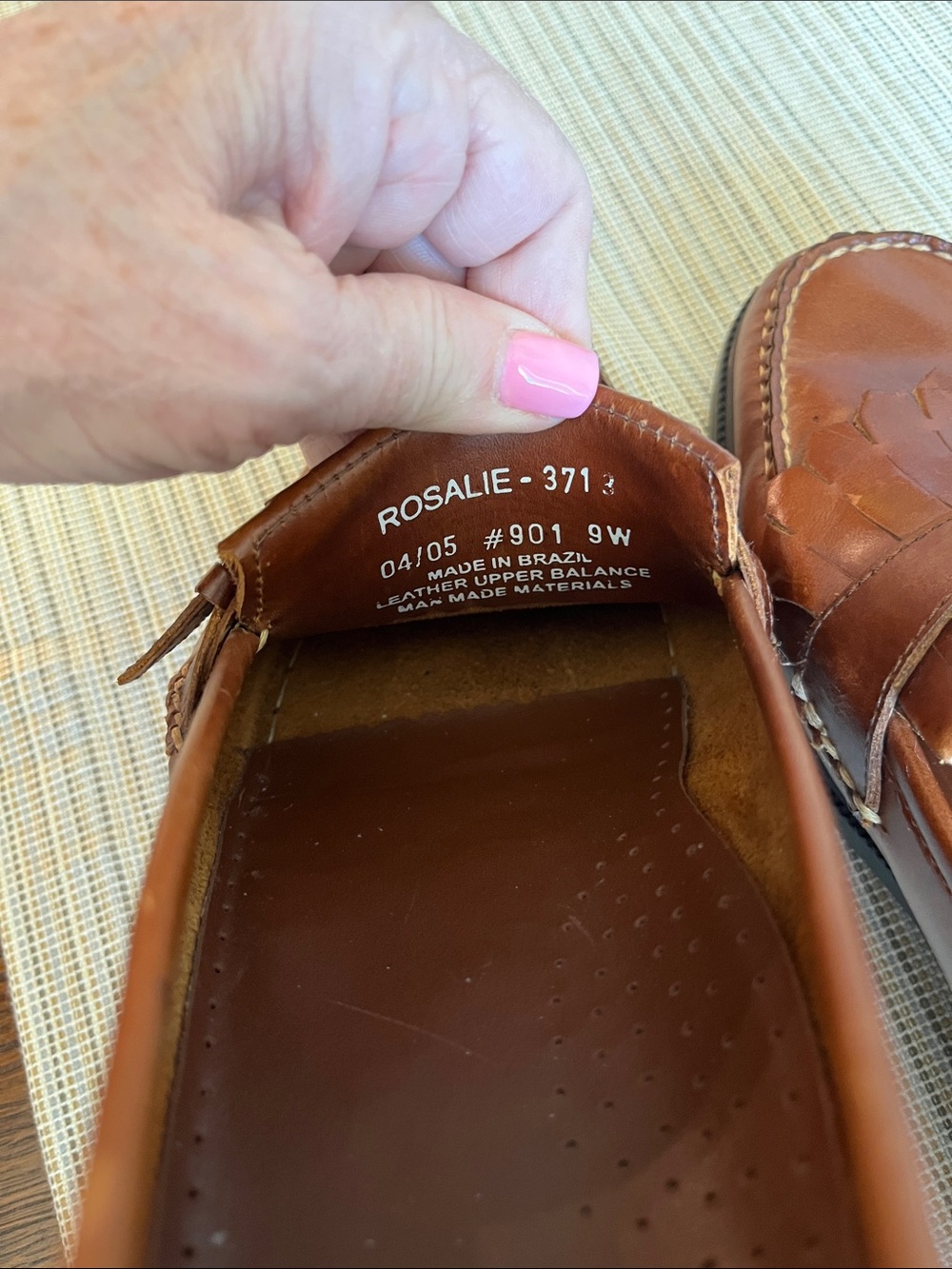 Women’s Eastland Rosalie Brown Leather Kiltie Fringe Loafers Size 9 Wide - Picture 5 of 11